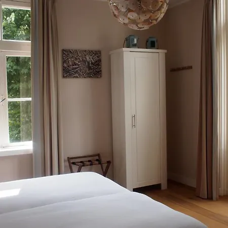 فندق Loetje Overveen 3*